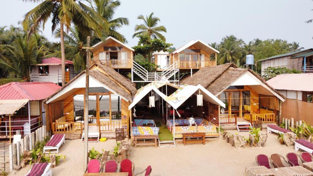 Ducknchill-Agonda Hotel Exterior photo